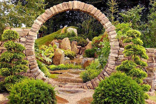 круглая арка из камня