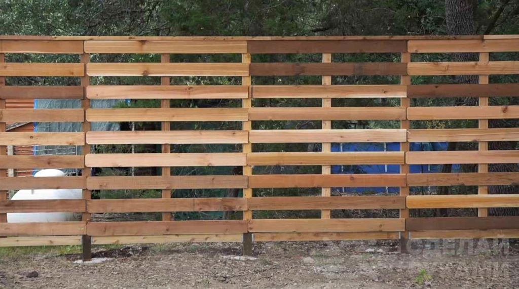 Деревянный забор своими руками (просто и оригинально)