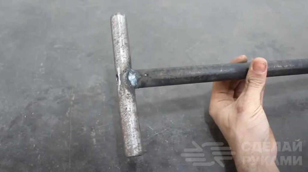 Делаем полезный дачный инструмент из металлолома