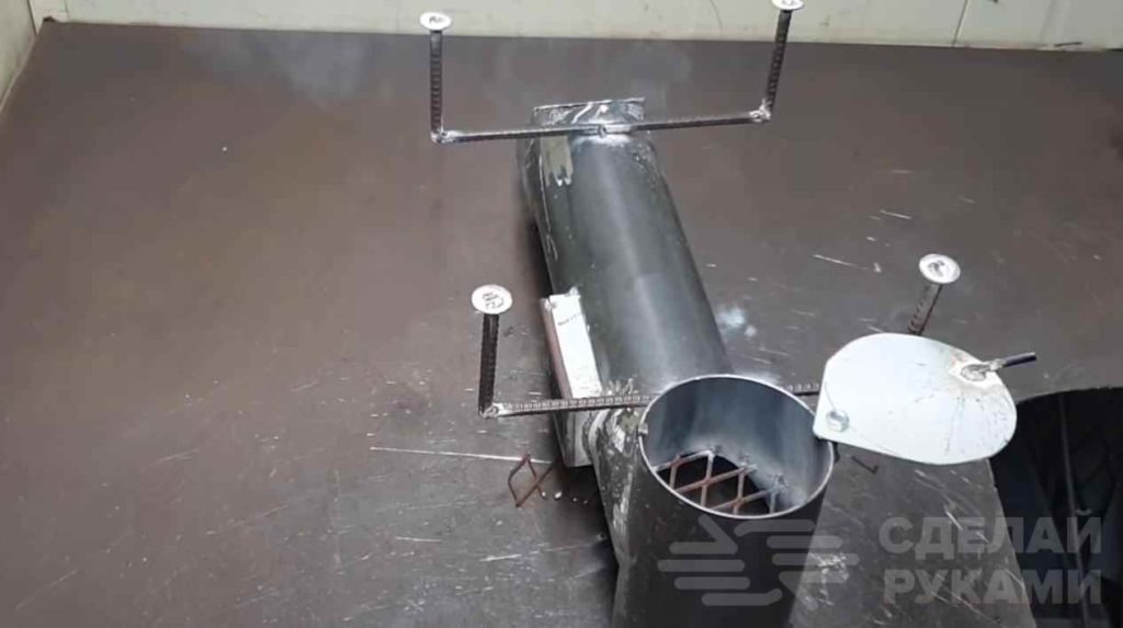 Простенькая печь для дачи из обрезков труб