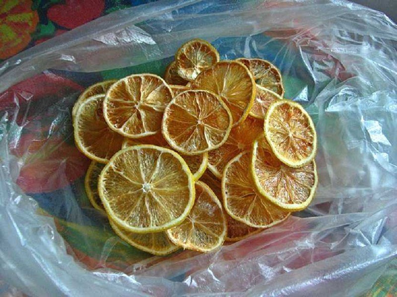 лимонные дольки высушенные в микроволновке