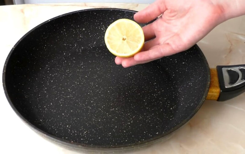 сушим лимоны на сковороде